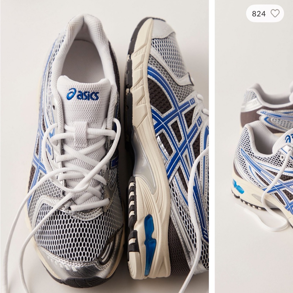 Like New ASICS GEL-DS Trainer 14 Sneakers, White/ Asics Blue, Size 7 Women’s